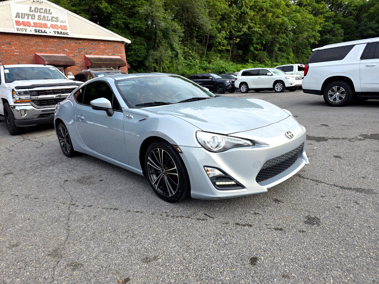 Used 2013 Scion FR-S image 3
