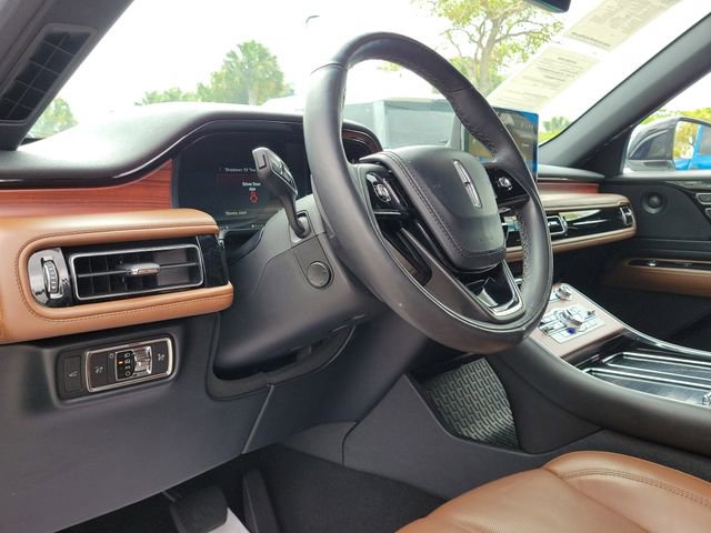 Certified 2022 Lincoln Aviator Reserve w/ Elements Package Plus RWD image 8