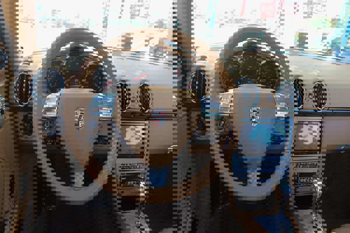 Used 2008 Porsche Cayman Coupe w/Preferred Pkg image 20