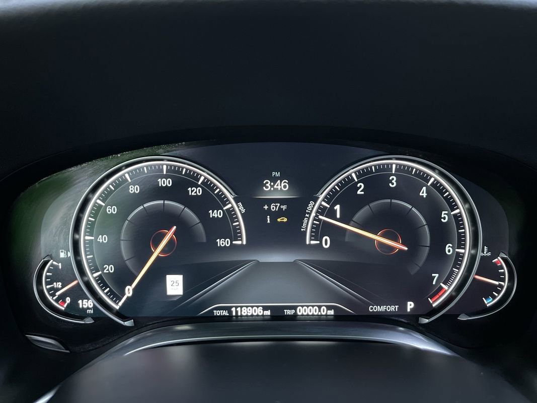 Used 2017 BMW 740i image 18