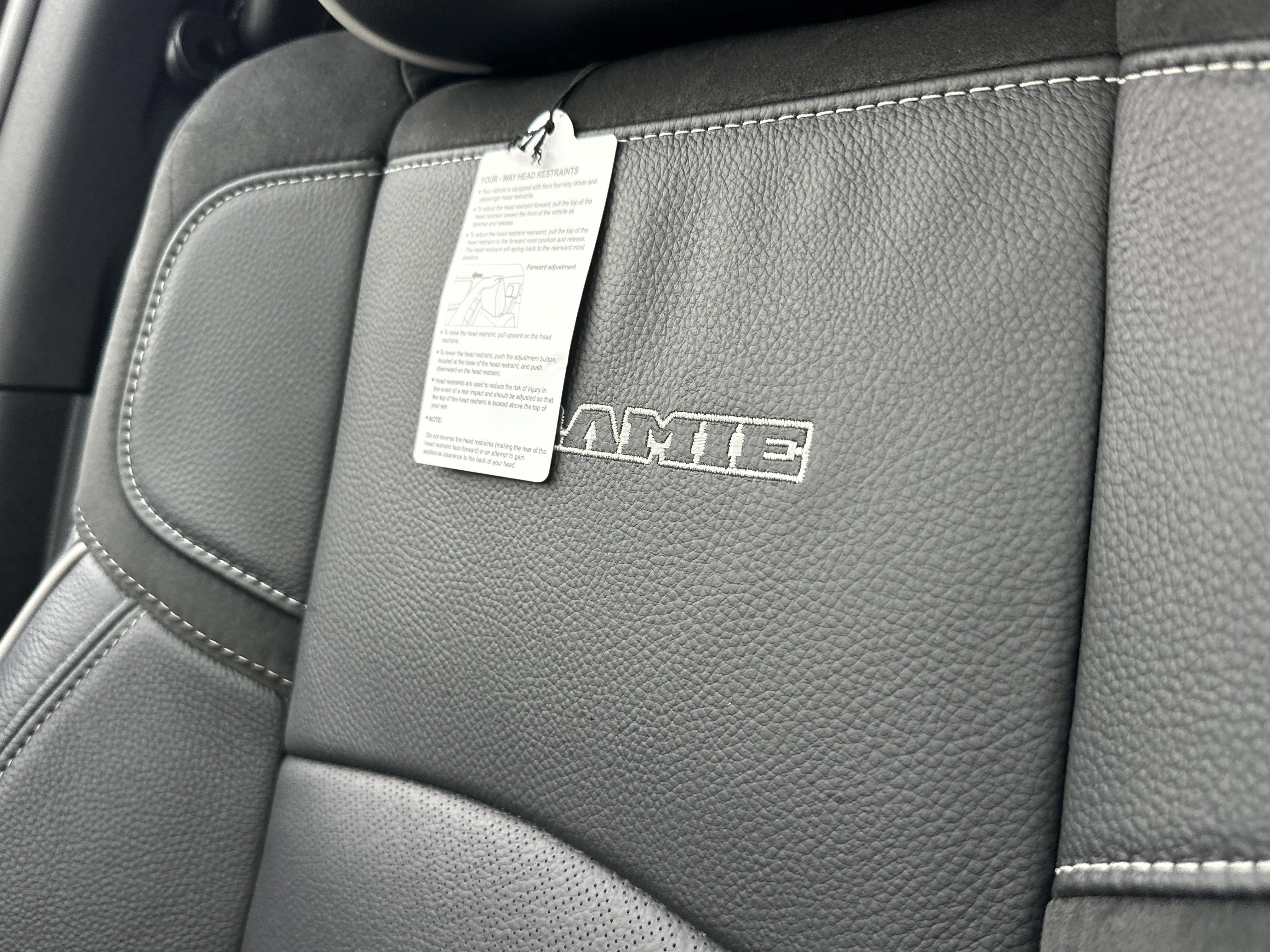 New 2026 RAM 3500 Laramie AWD/4WD image 4