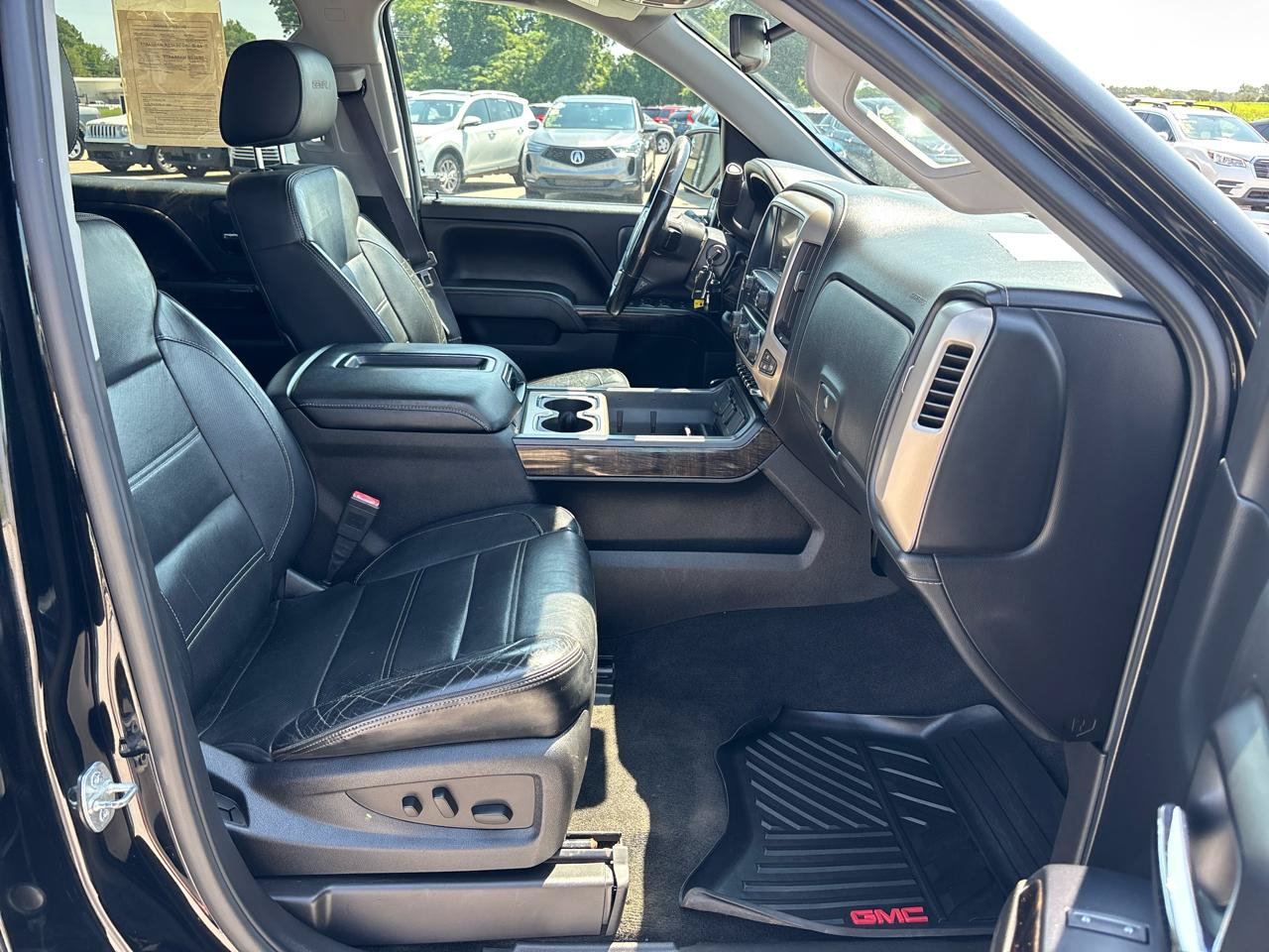 Used 2014 GMC Sierra 1500 Denali w/ Driver Alert Package AWD/4WD image 24