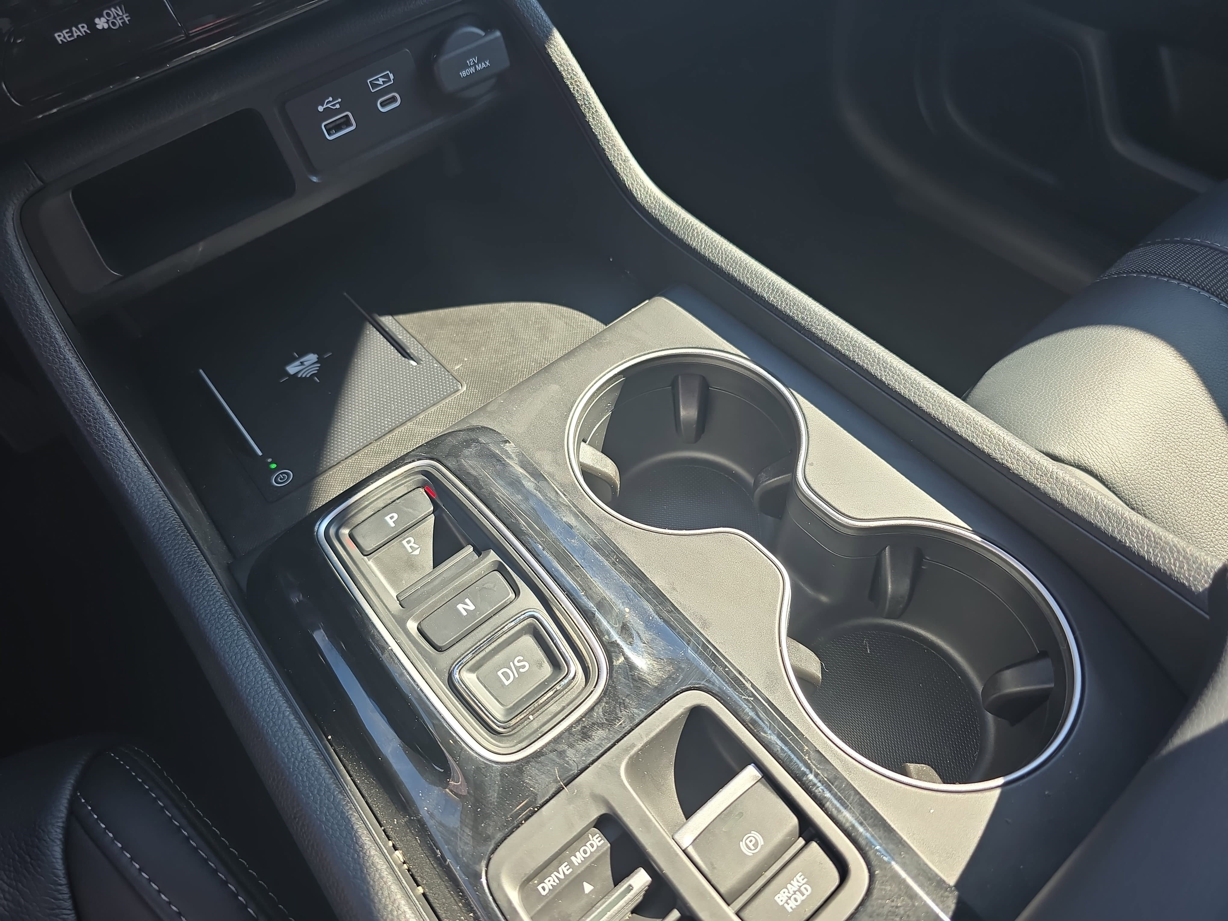 Used 2025 Honda Pilot EX-L image 26