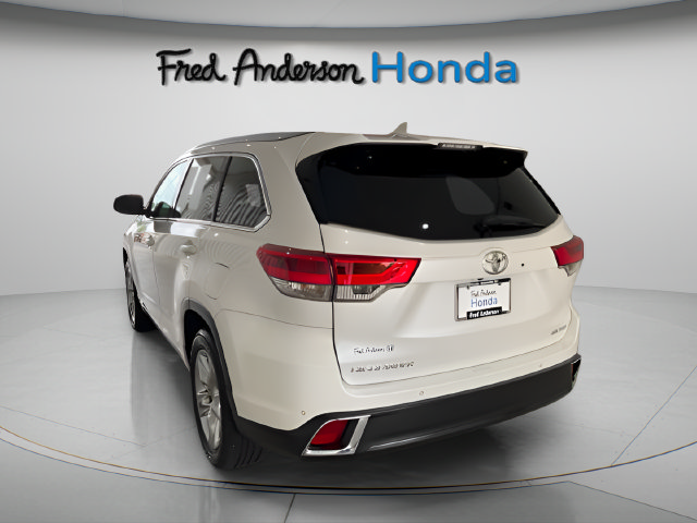 Used 2019 Toyota Highlander Limited FWD image 7
