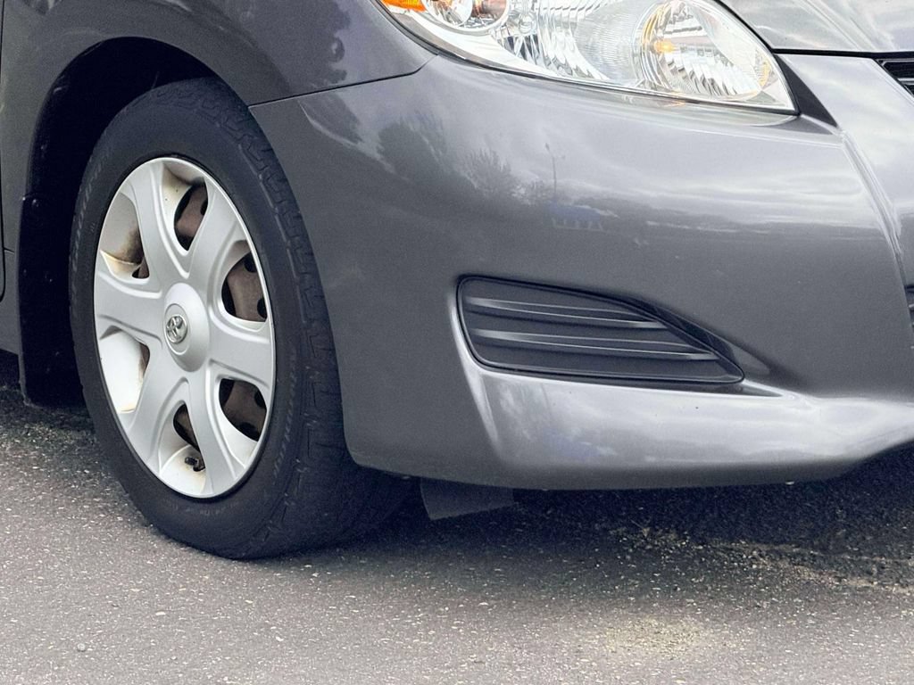 Used 2009 Toyota Matrix S FWD image 10
