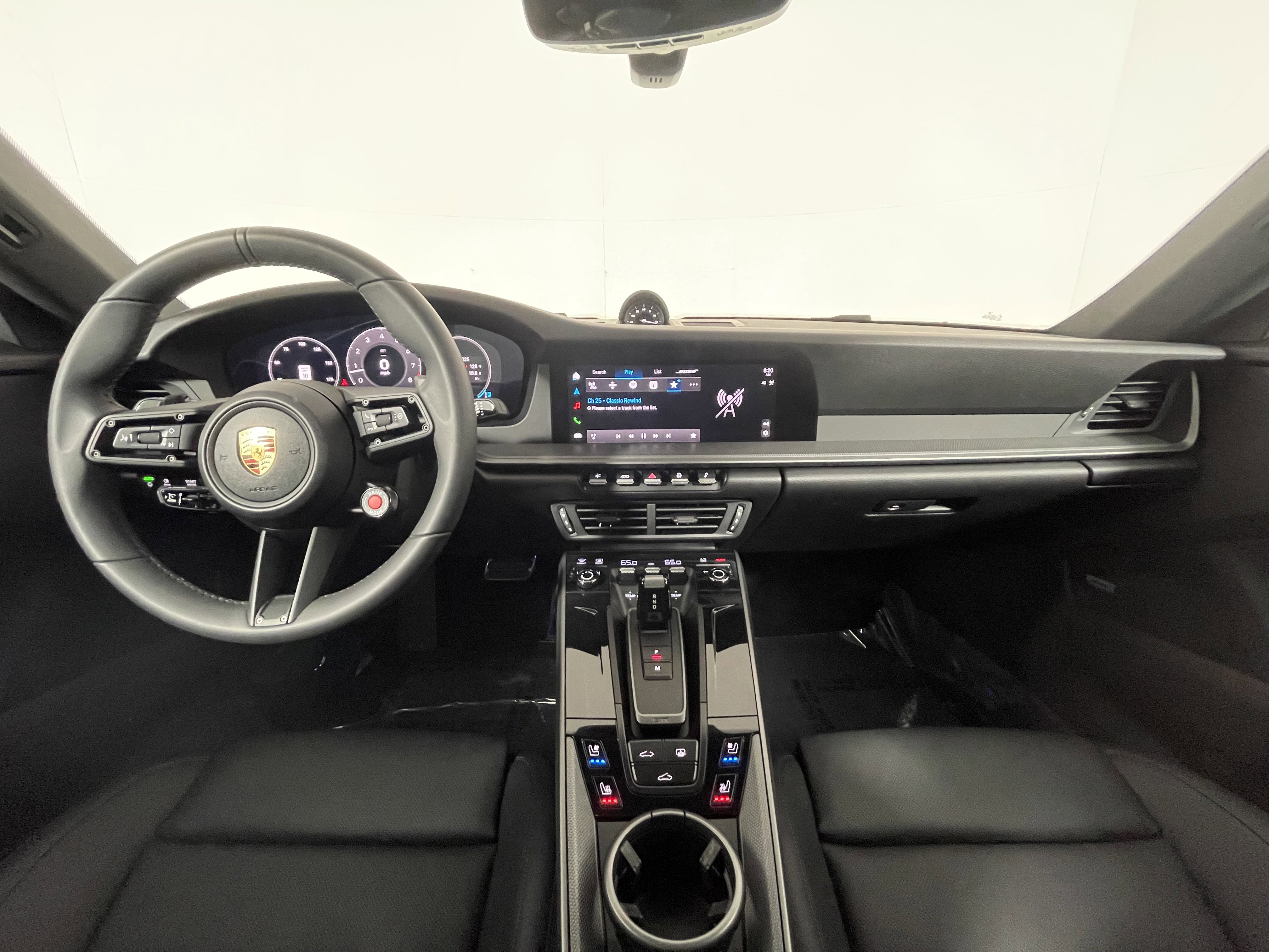 Used 2025 Porsche 911 Carrera image 13