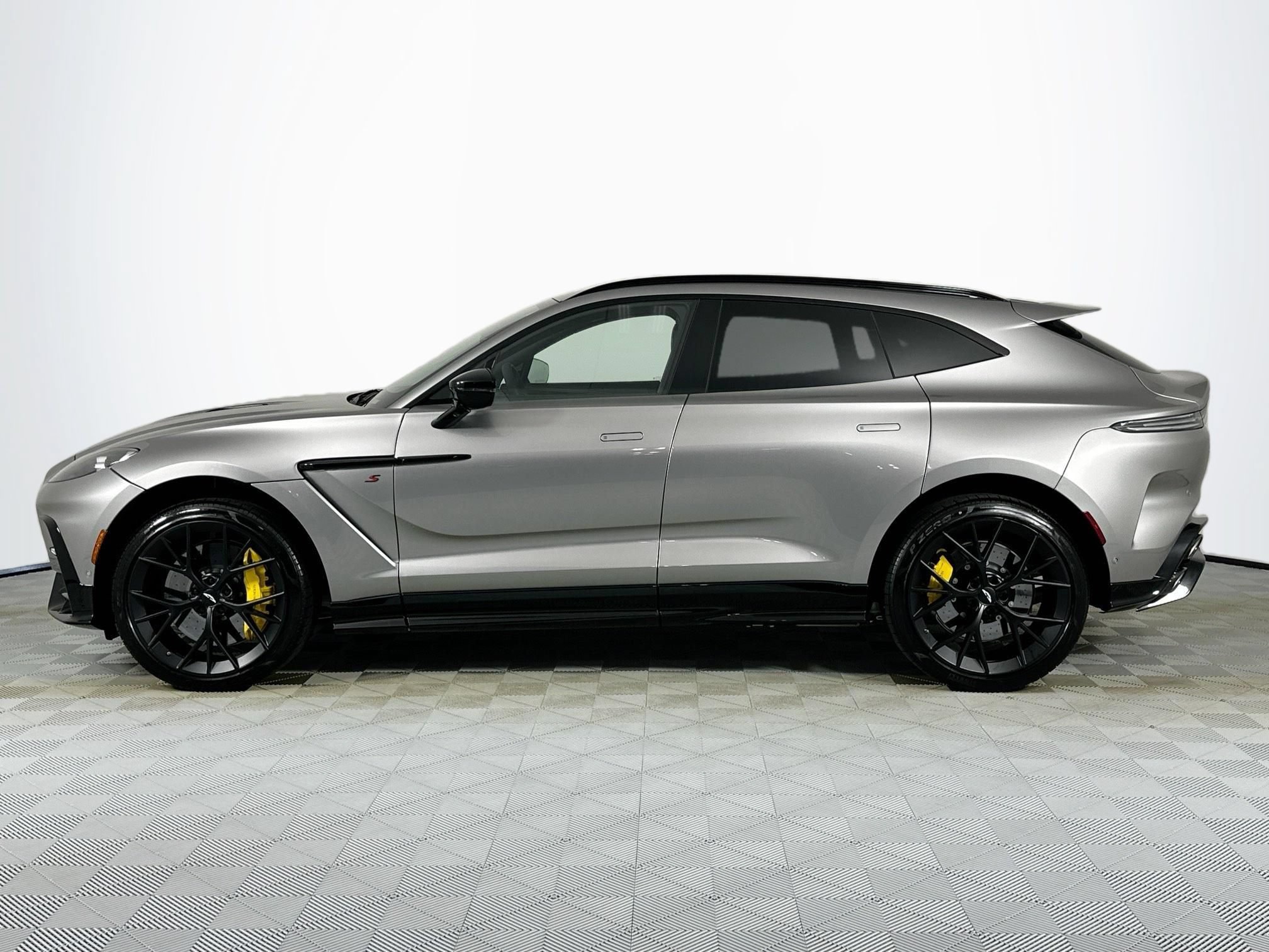New 2026 Aston Martin DBX 707 AWD/4WD image 8