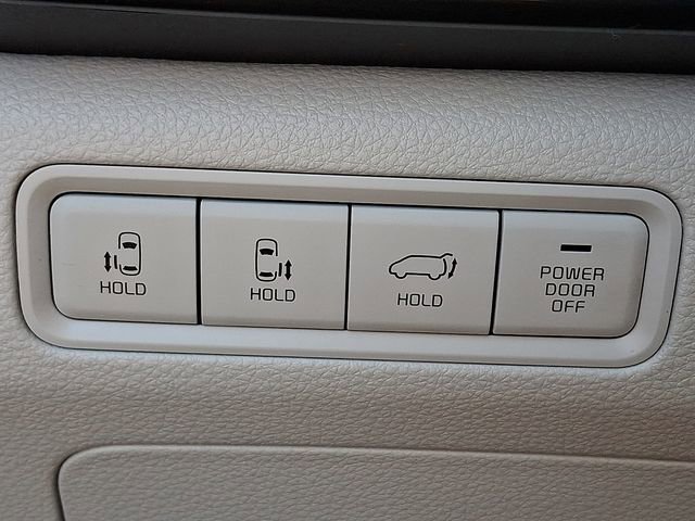 Certified 2024 Kia Carnival EX image 25