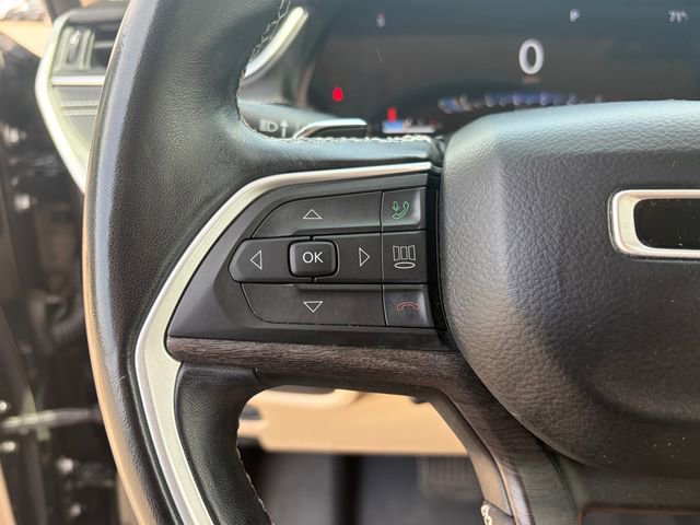 Used 2021 Jeep Grand Cherokee L Limited w/ Luxury Tech Group II image 23