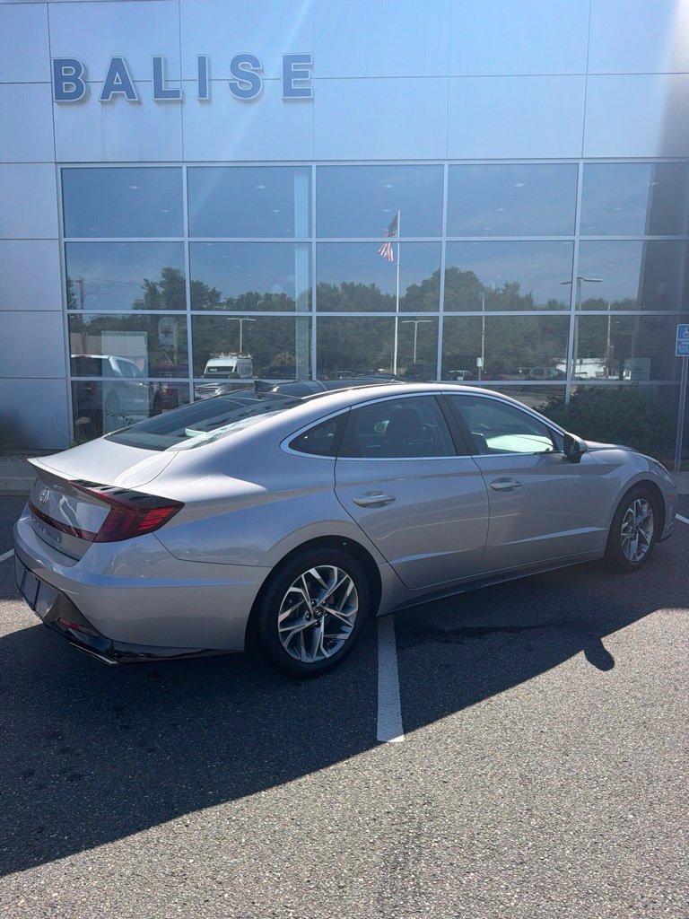 Used 2023 Hyundai Sonata SEL w/ Convenience Package FWD image 5