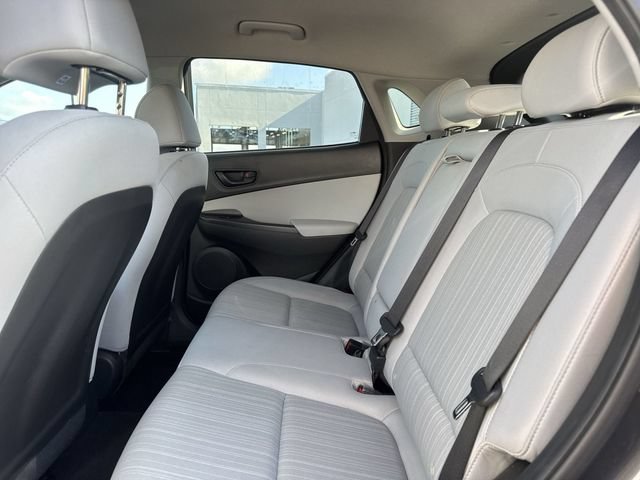 Used 2022 Hyundai Kona SEL AWD/4WD image 9