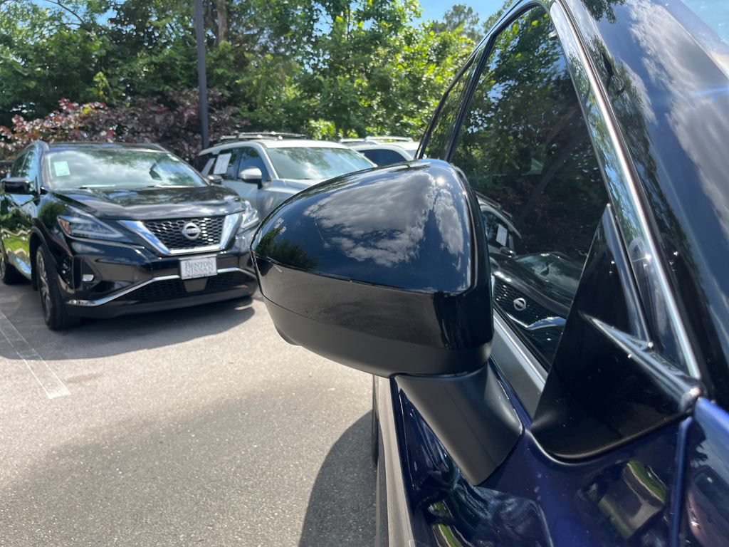Certified 2026 Nissan Rogue Dark Armor FWD image 39
