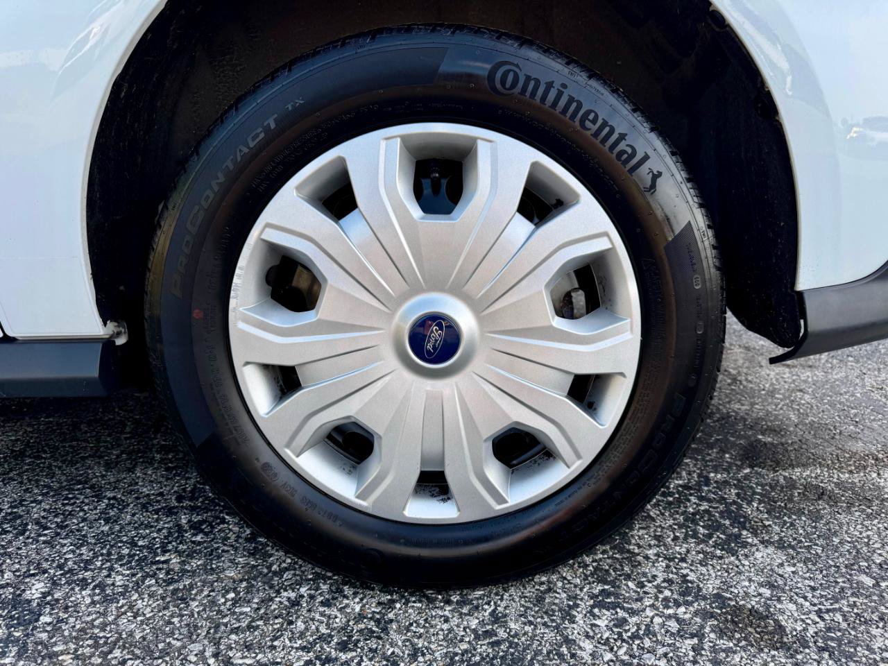 Used 2018 Ford Transit Connect XLT FWD image 39