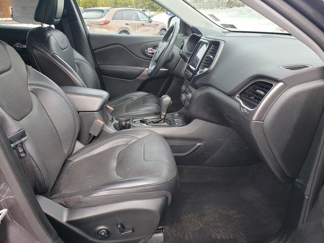 Used 2019 Jeep Cherokee Limited image 16