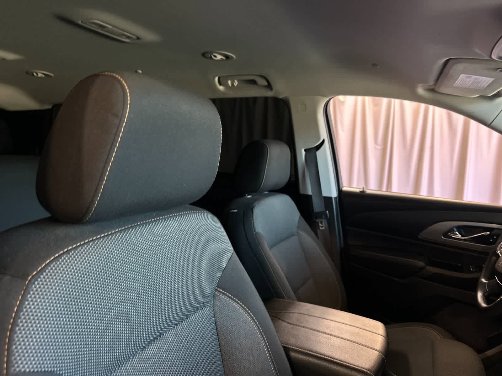 Used 2020 Chevrolet Traverse LS FWD image 19