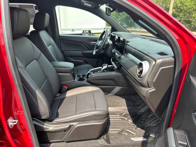 Used 2024 Chevrolet Colorado LT w/ LT Convenience Package III AWD/4WD image 28