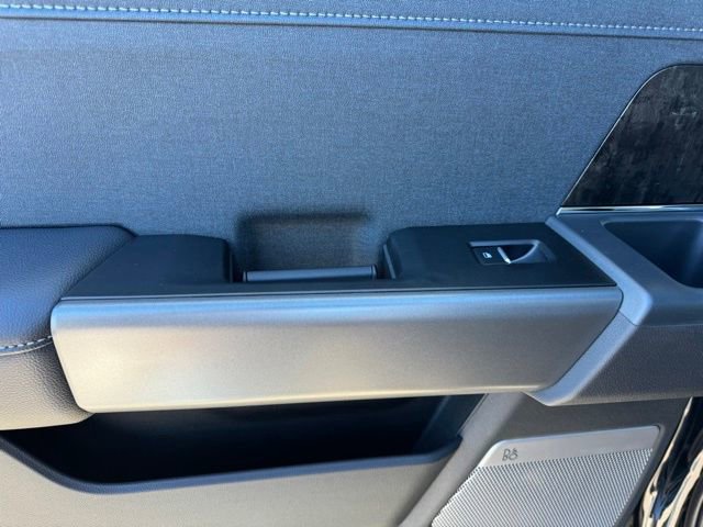 New 2026 Ford F250 Lariat w/ Black Appearance Package image 15