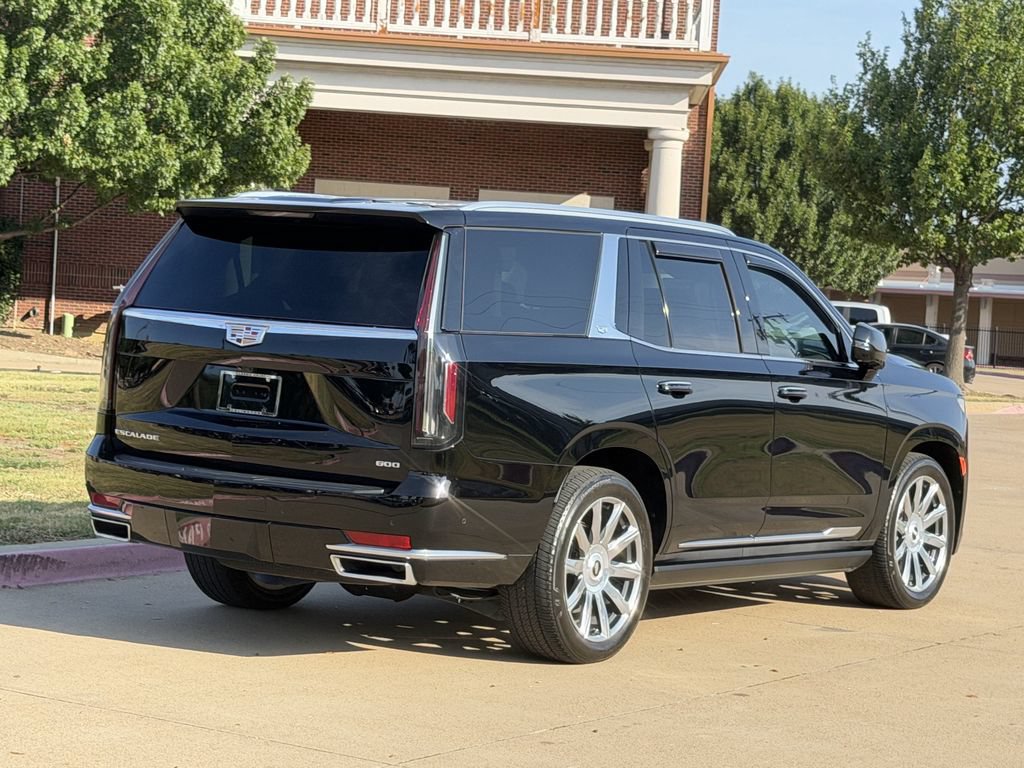 Used 2023 Cadillac Escalade Premium Luxury Platinum RWD image 4