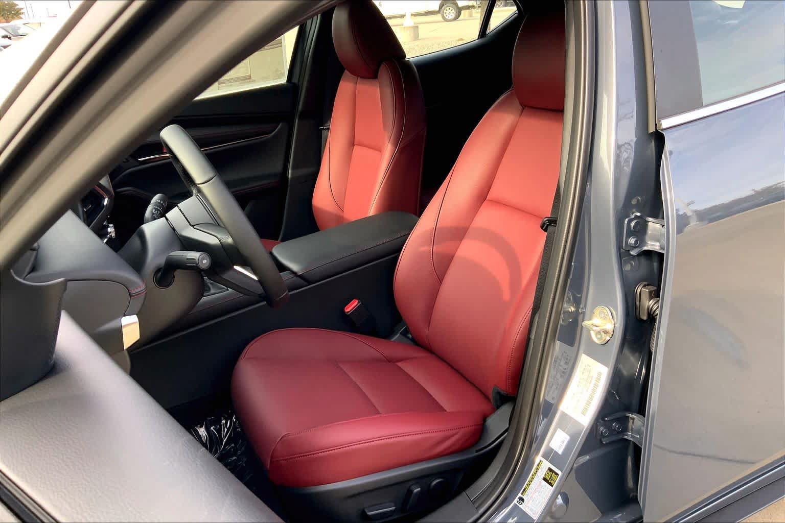 New 2026 MAZDA MAZDA3 Carbon AWD/4WD image 9