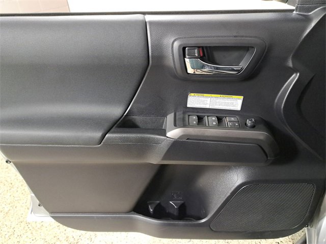 Used 2020 Toyota Tacoma TRD Off-Road image 21