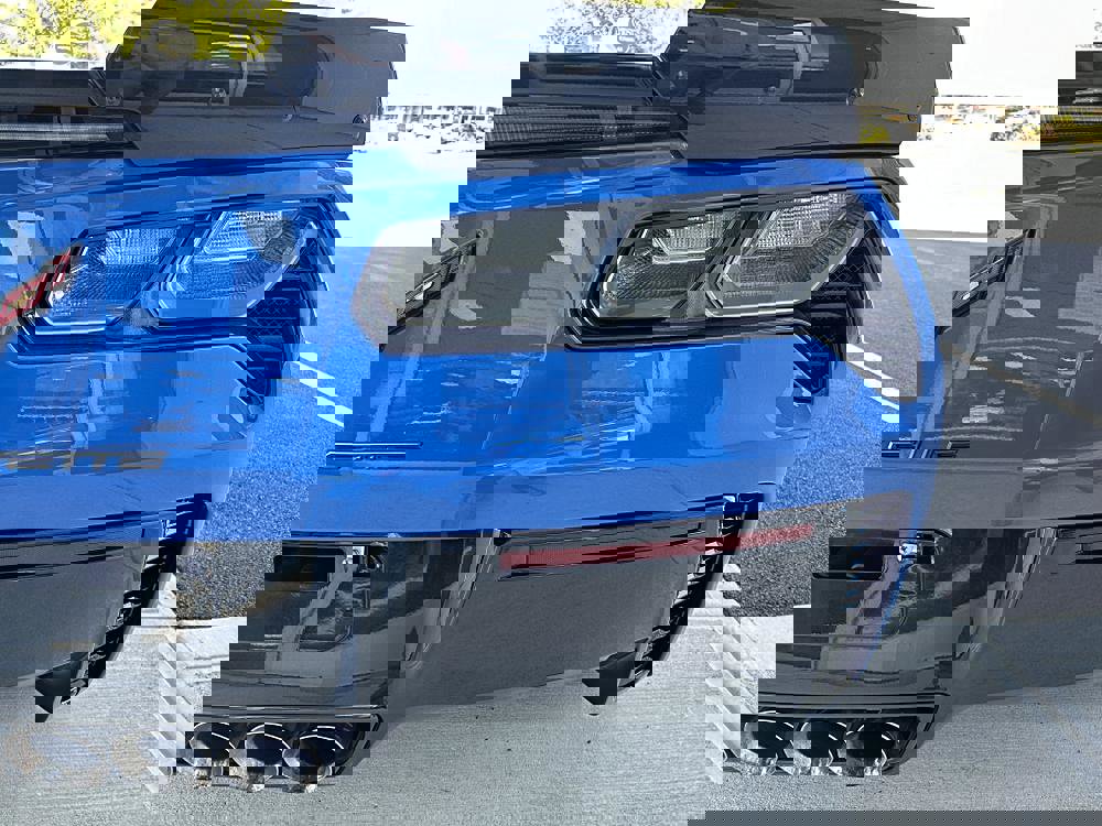 Used 2015 Chevrolet Corvette Z06 w/ 3LZ Preferred Equipment Group image 38