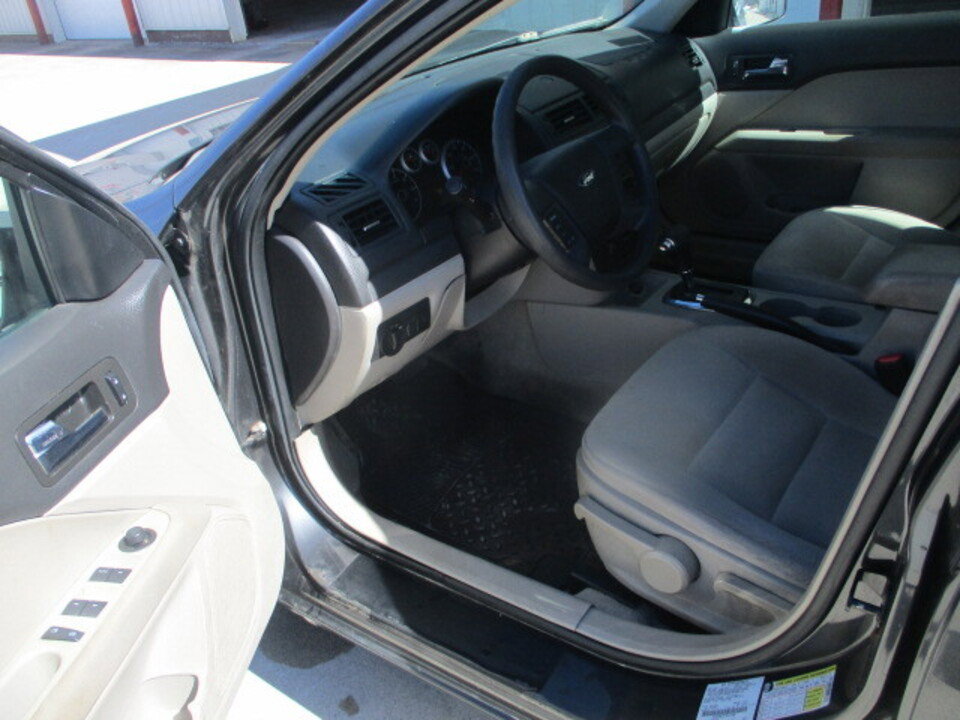 Used 2007 Ford Fusion S image 8