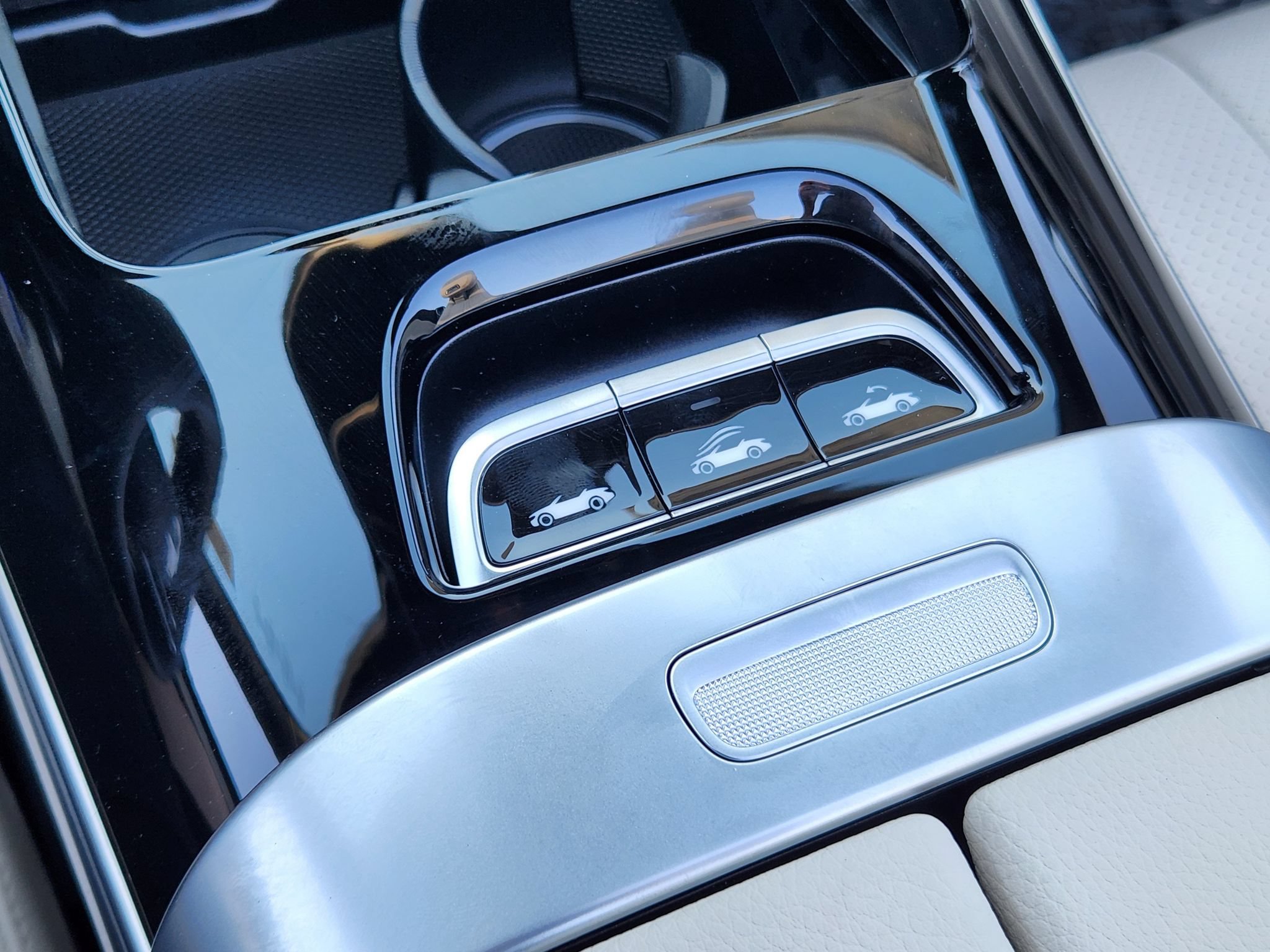 New 2027 Mercedes-Benz CLE 450 4MATIC Cabriolet image 24