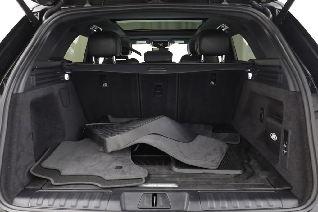 Certified 2026 Land Rover Range Rover Sport SE AWD/4WD image 18