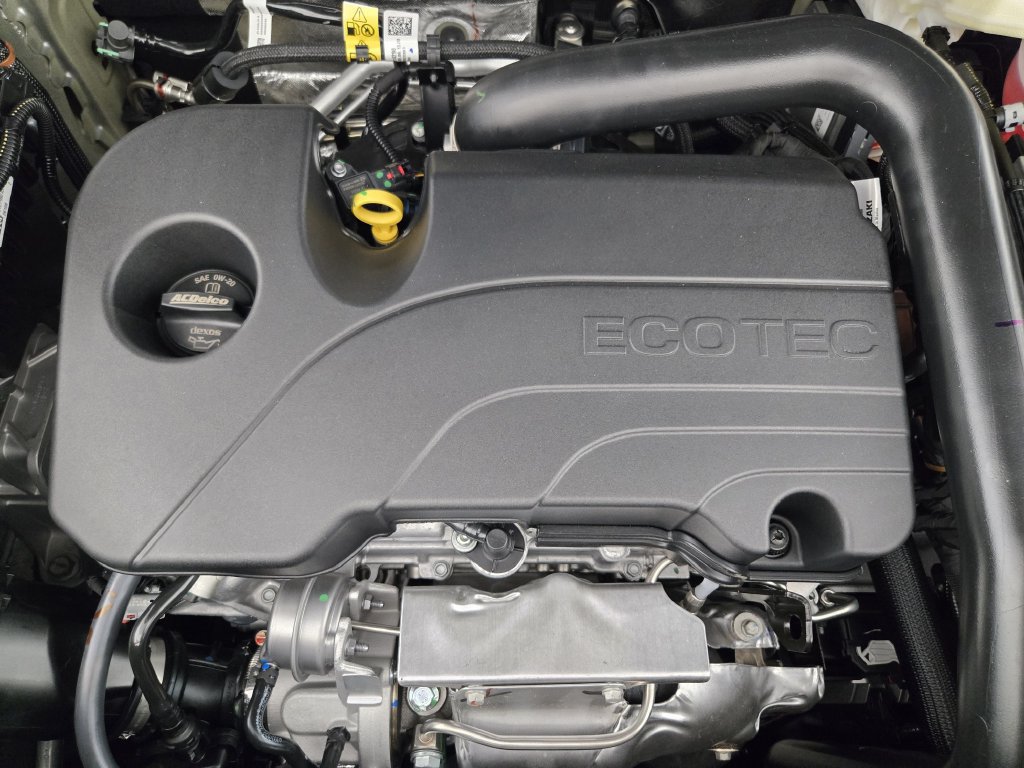 New 2026 Chevrolet Equinox RS FWD image 36