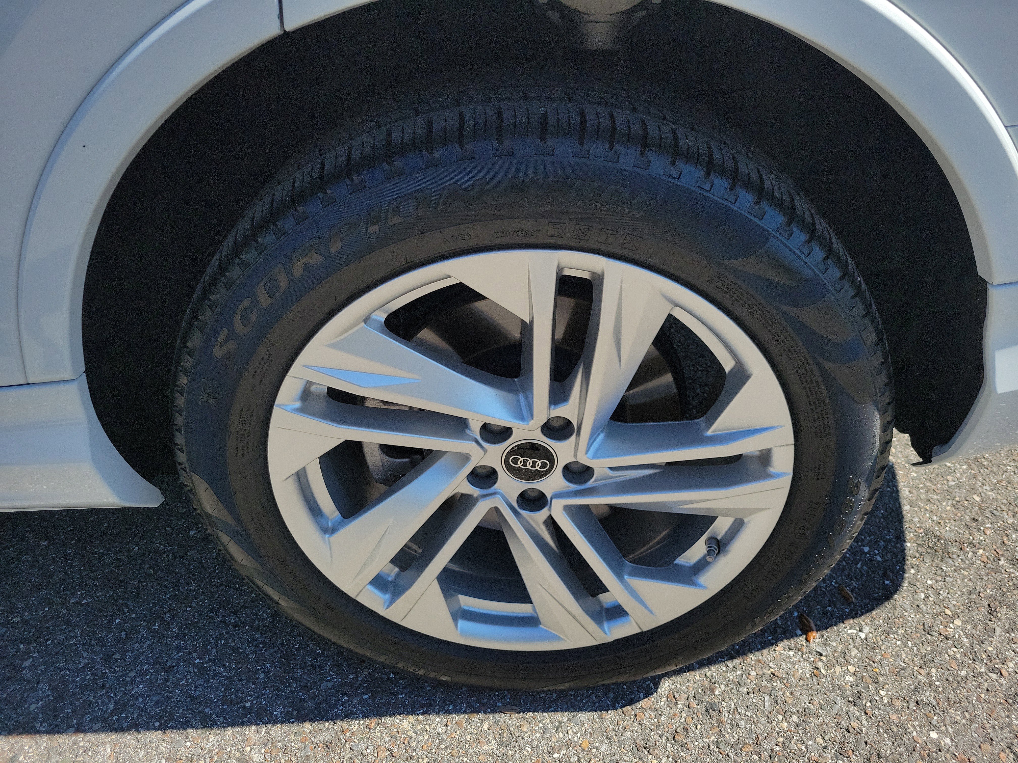 Certified 2023 Audi Q7 Premium Plus w/ Premium Plus Package image 34