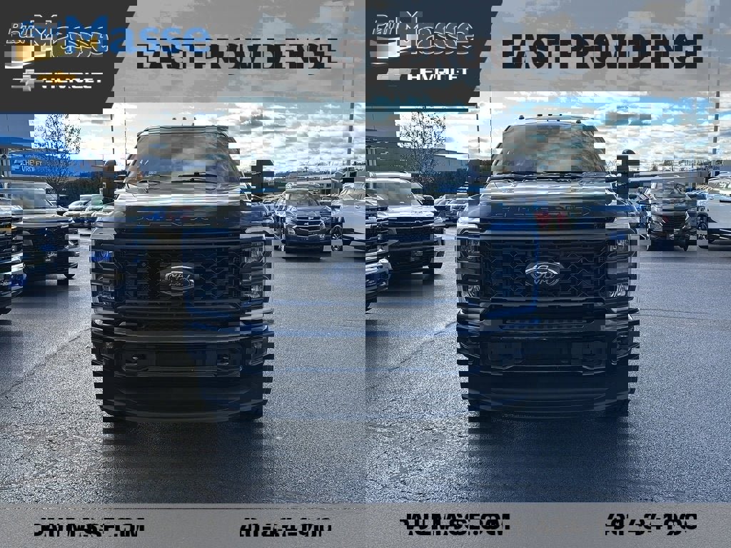 Used 2024 Ford F350 XLT w/ XLT Premium Package image 2