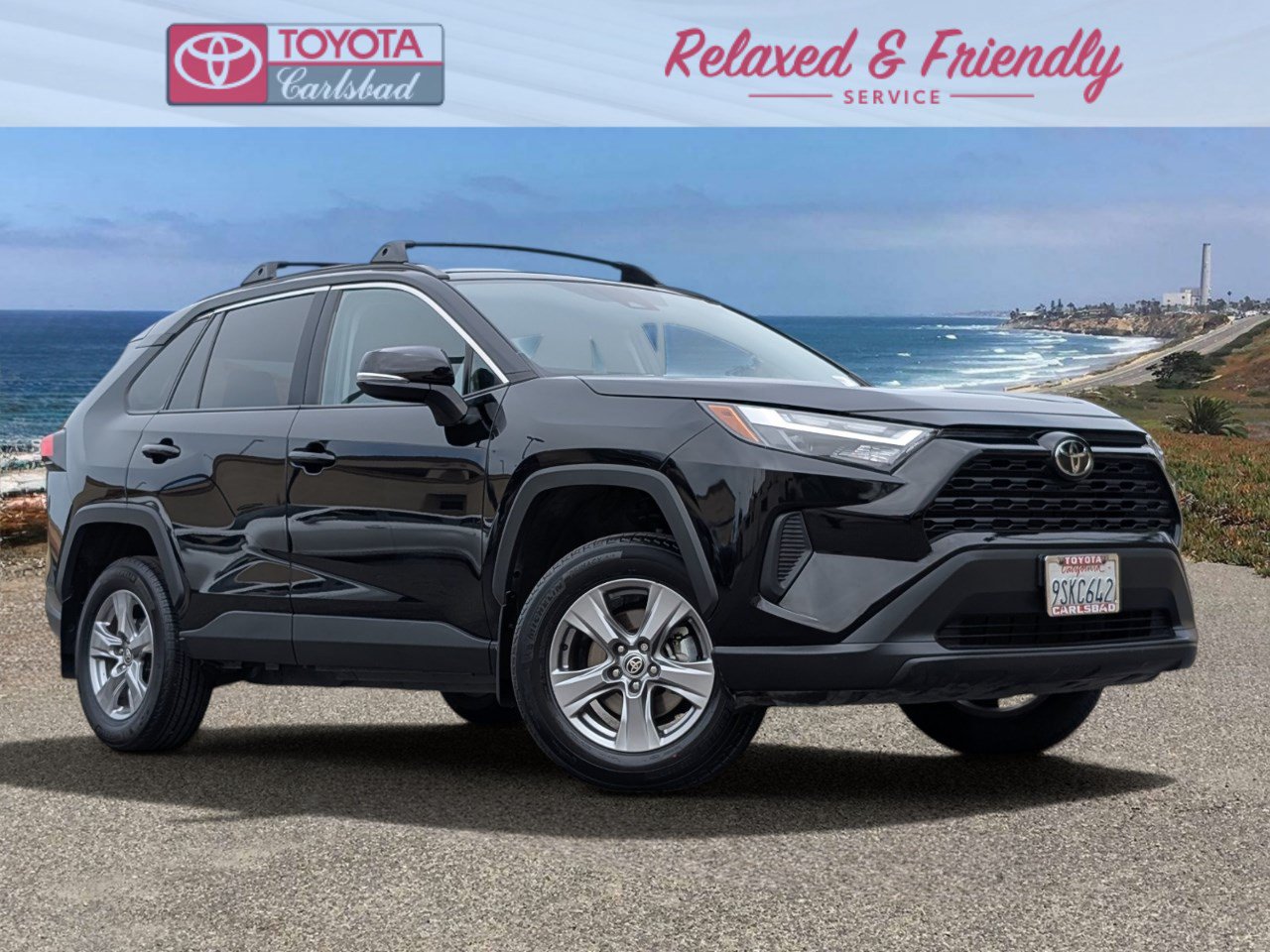 Used 2025 Toyota RAV4 XLE FWD image 1