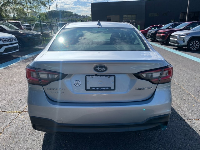 Used 2022 Subaru Legacy Premium AWD/4WD image 3