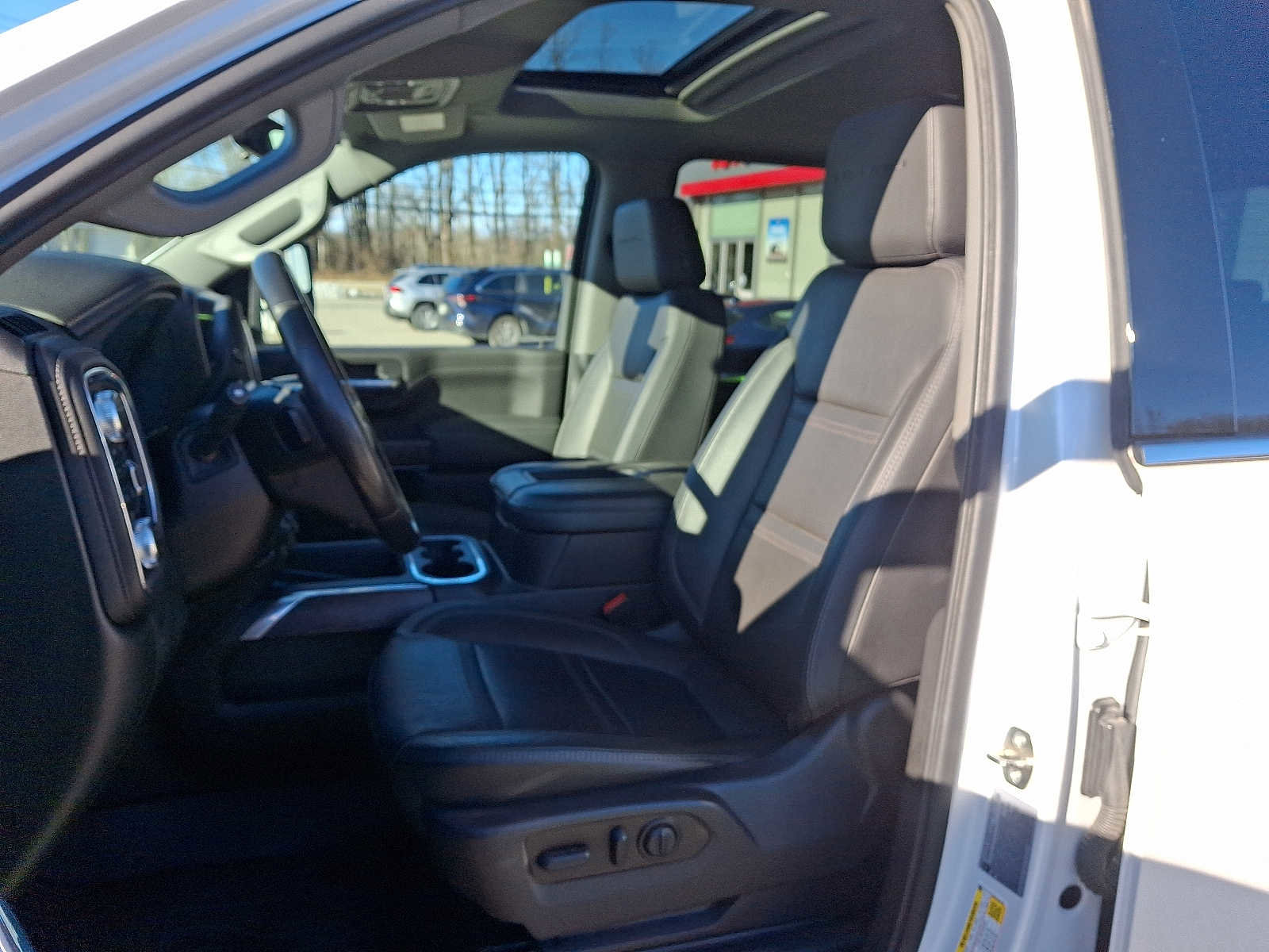 Used 2022 GMC Sierra 2500 Denali w/ Denali Ultimate Package image 15