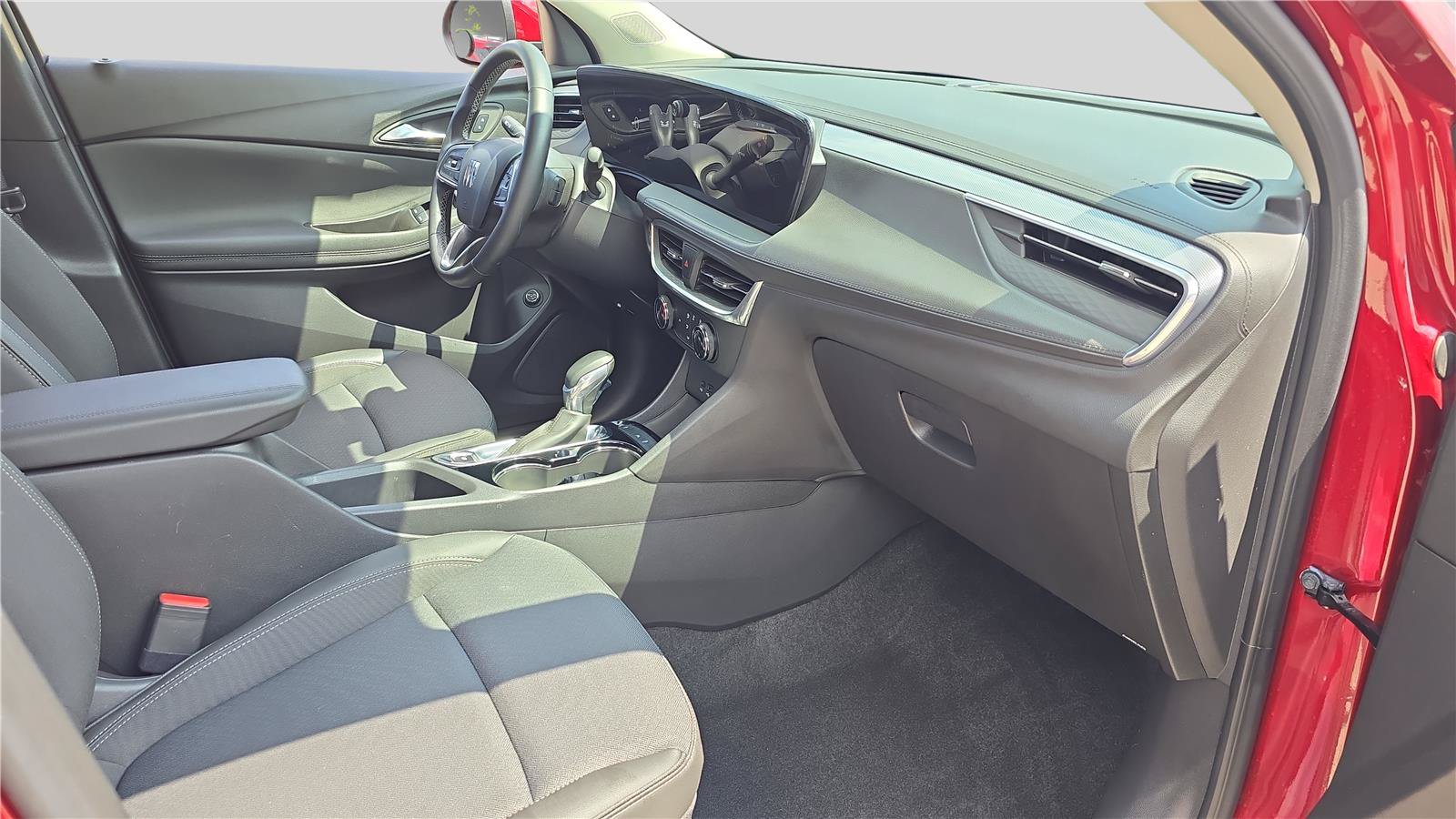 Used 2024 Buick Encore GX Preferred FWD image 16
