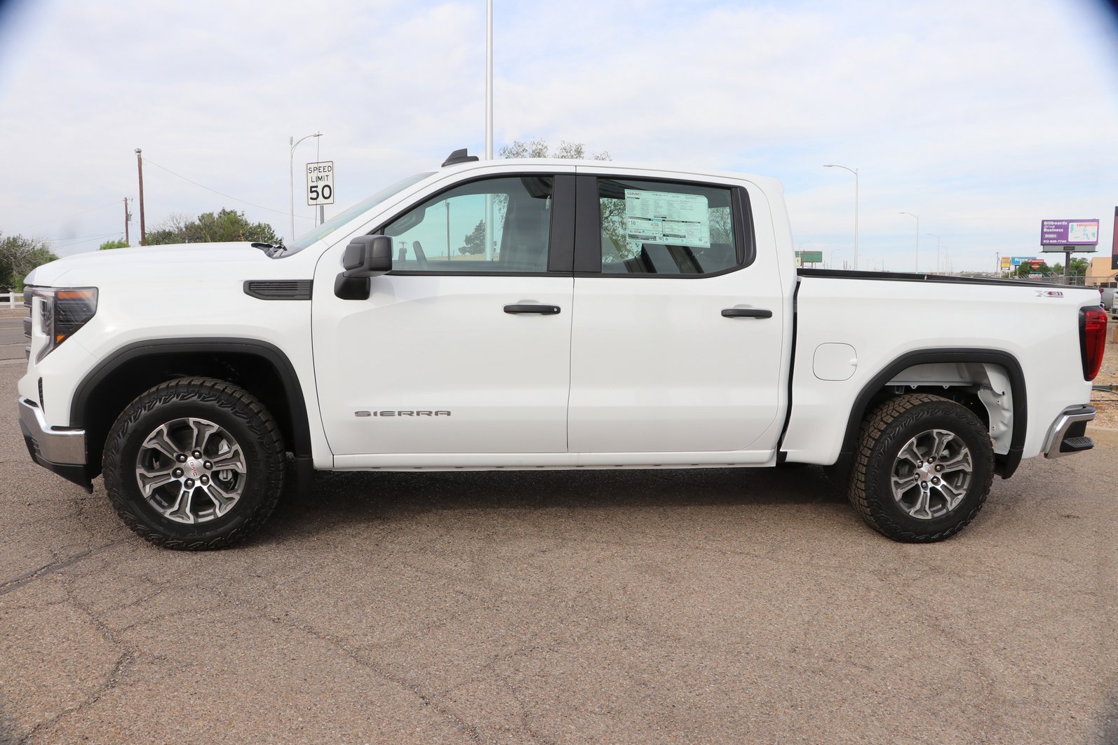 New 2026 GMC Sierra 1500 Pro w/ X31 Off-Road Package image 4