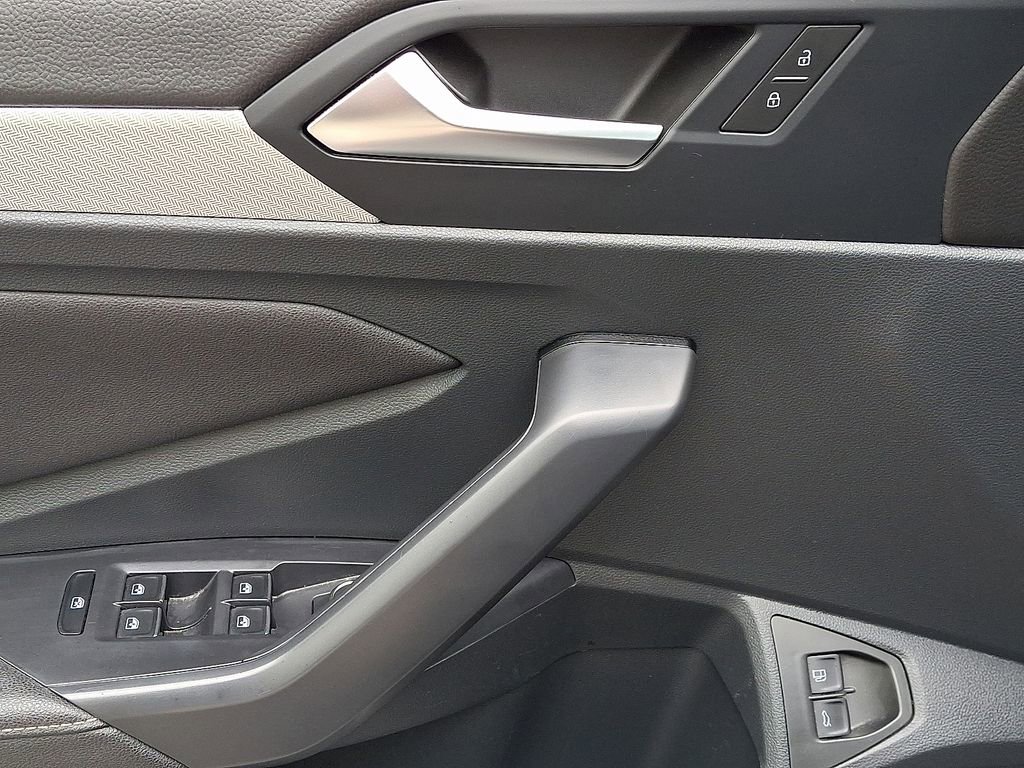 Used 2024 Volkswagen Jetta S image 12