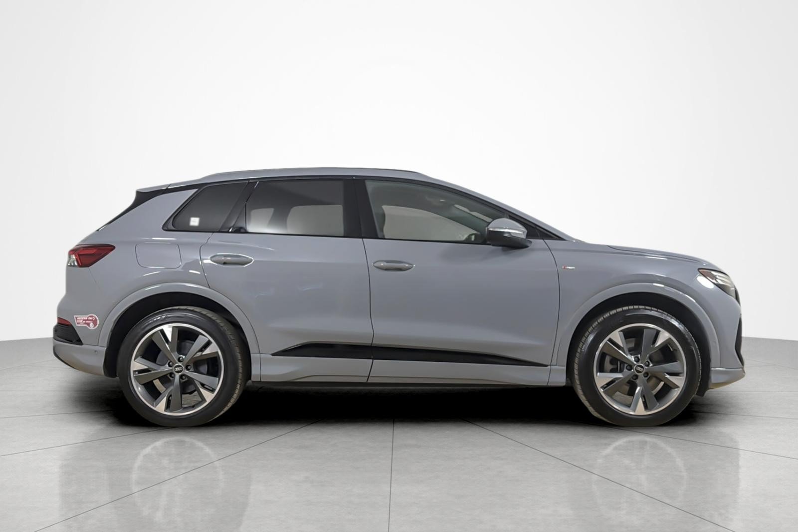 Certified 2023 Audi Q4 e-tron Prestige w/ Black Optic Package AWD/4WD image 6
