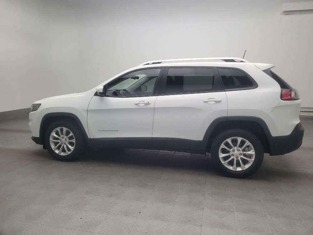 Used 2020 Jeep Cherokee Latitude FWD image 3