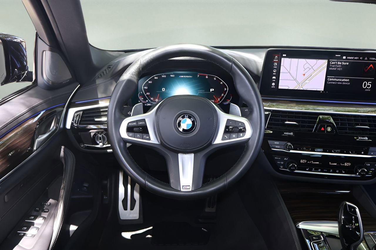 Used 2022 BMW M550i xDrive w/ Executive Package AWD/4WD image 15