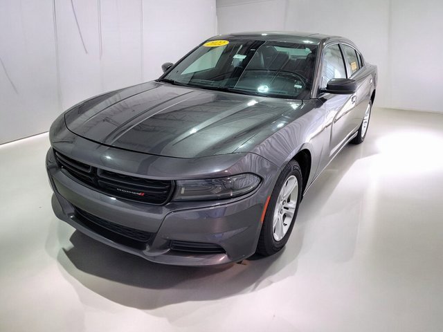 Used 2022 Dodge Charger SXT w/ Leather Interior Group image 17