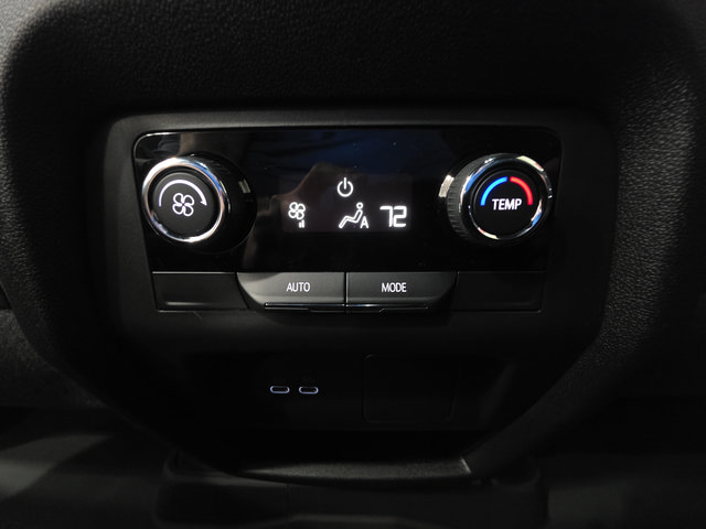New 2026 Chevrolet Traverse LT w/ Midnight/Sport Edition AWD/4WD image 28