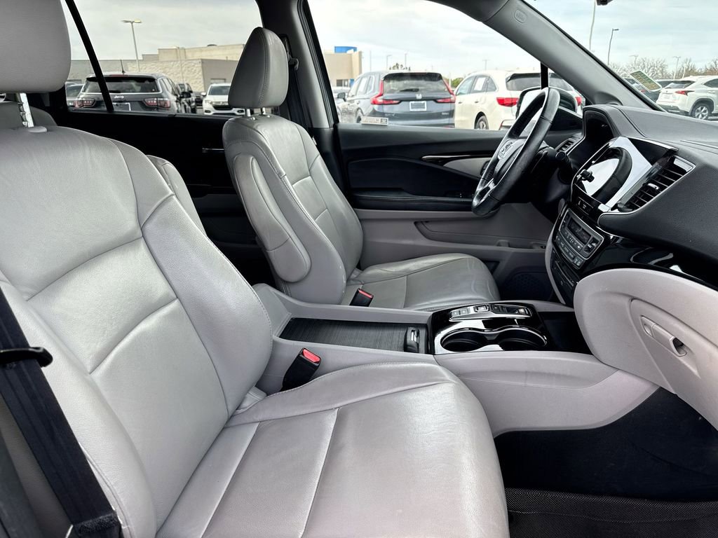 Used 2021 Honda Pilot Touring image 26