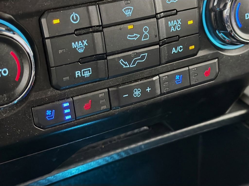 Used 2020 Ford F150 Lariat image 23