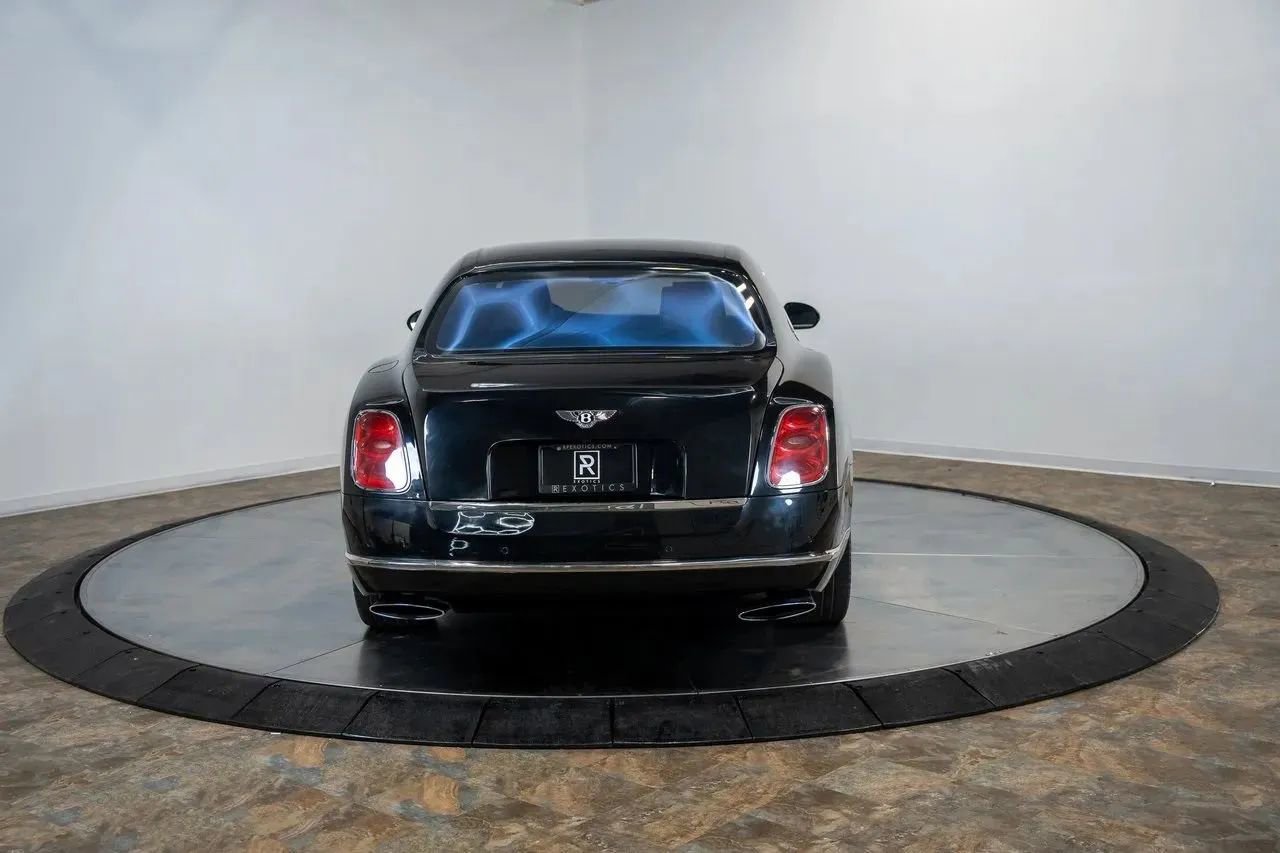 Used 2011 Bentley Mulsanne image 11