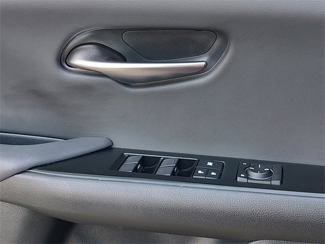 Used 2024 Lexus UX 250h FWD w/ Premium Package image 29