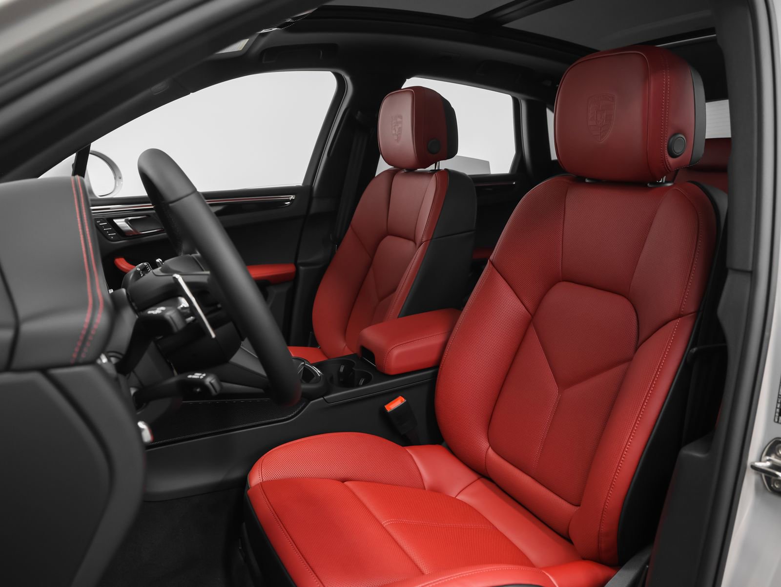 New 2026 Porsche Macan image 47