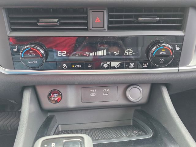 New 2026 Nissan Rogue SV AWD/4WD image 18