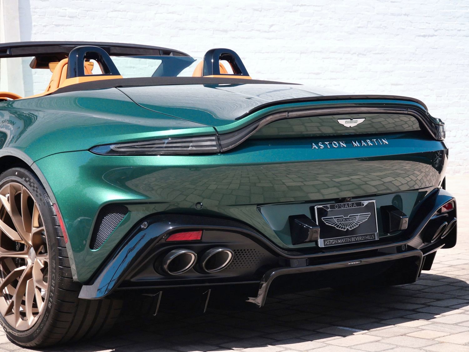 New 2026 Aston Martin V8 Vantage S RWD image 8