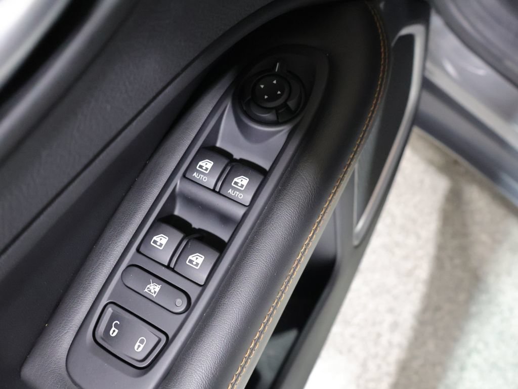 Used 2020 Jeep Compass Limited w/ Rear Convenience Group AWD/4WD image 14